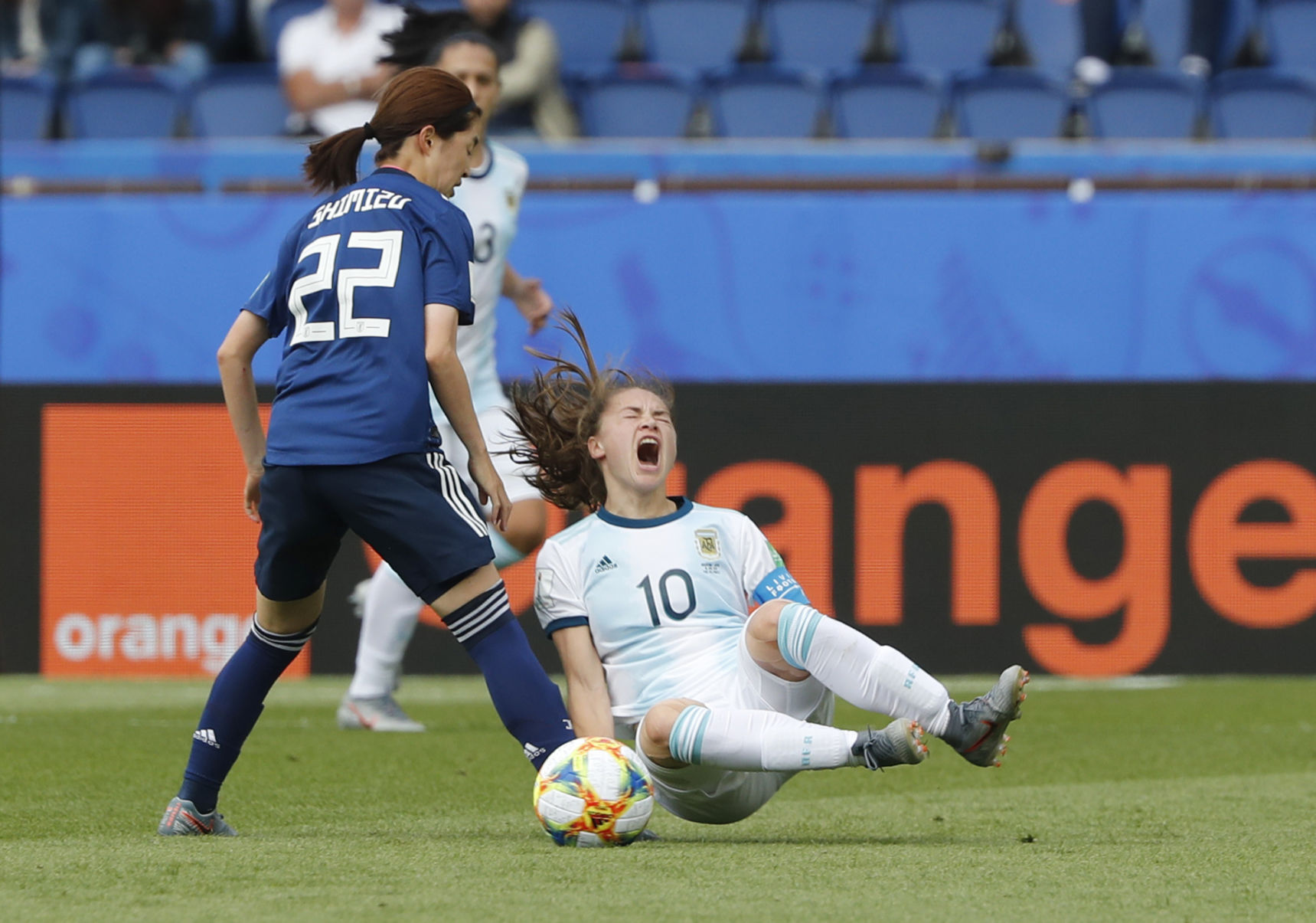 APTOPIX France Argentina Japan WWCup Soccer
